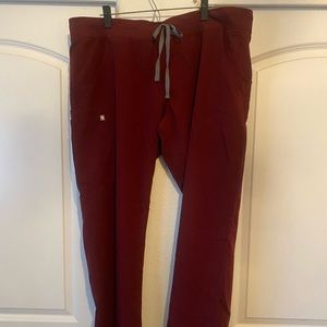 Figs Kade XXL Tall Burgundy